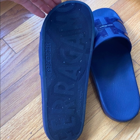 Salvatore Ferragamo men’s slides - Picture 7 of 8